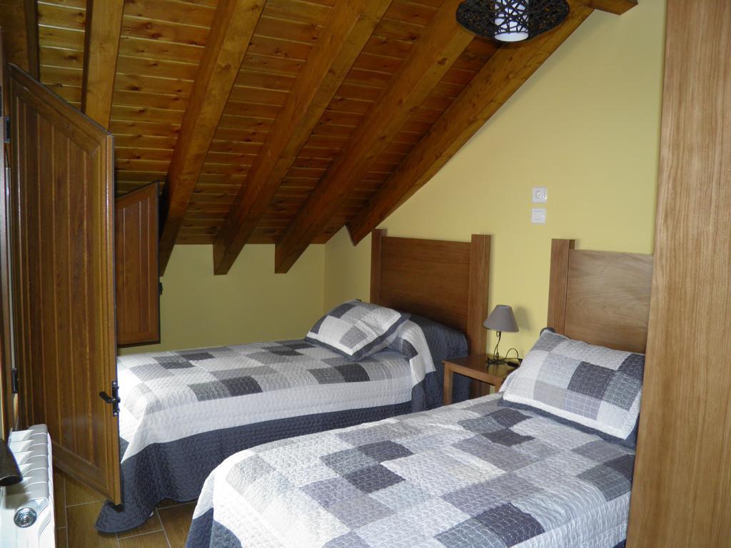 Apartamentos Turisticos Peñafiel Rom bilde